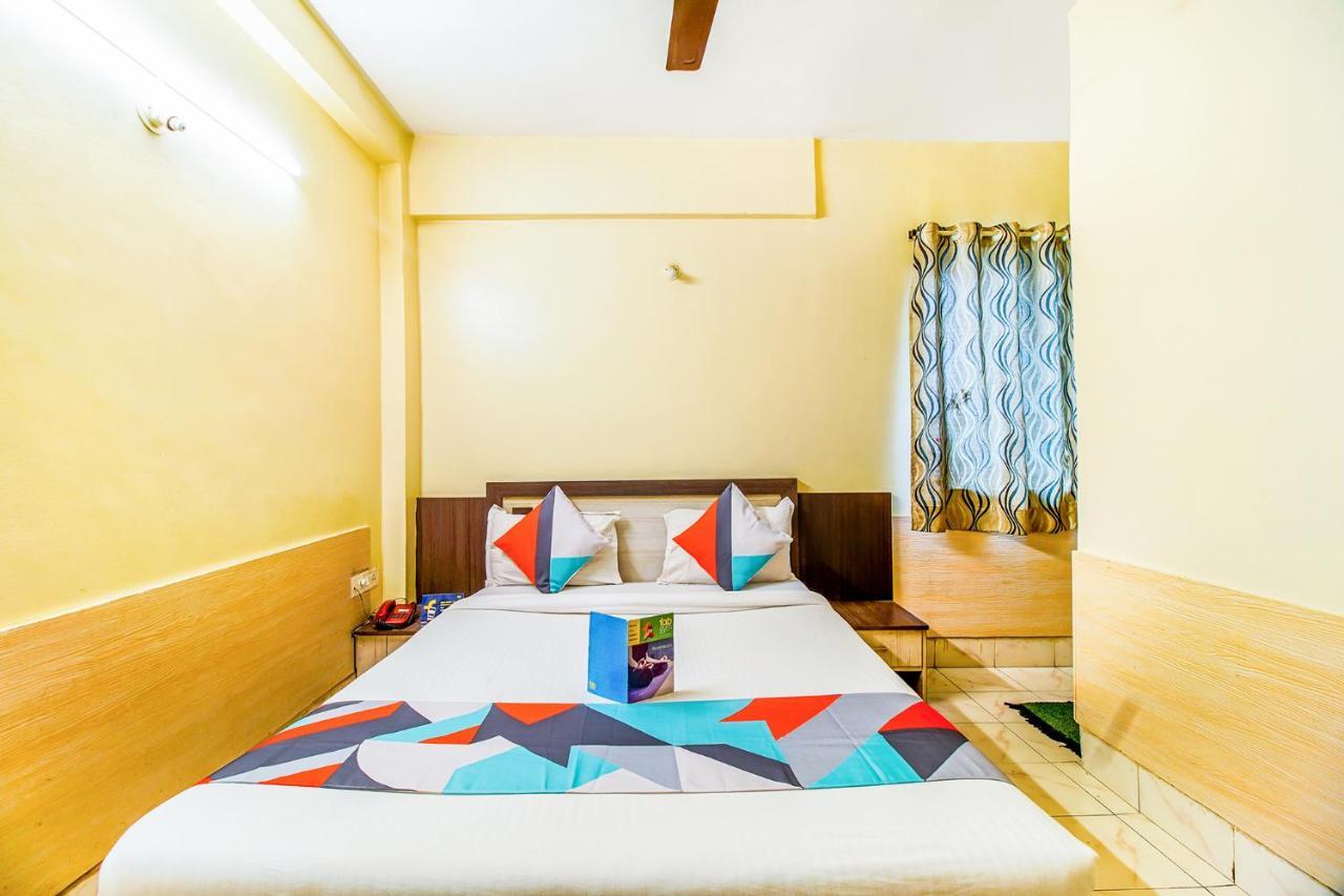 מלון פונה Mukesh Residency מראה חיצוני תמונה
